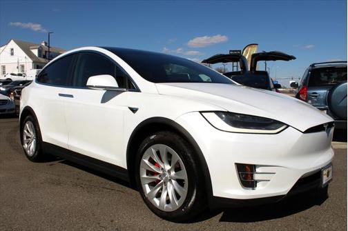 2019 Tesla Model X performance