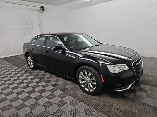 2015 Chrysler 300 Limited