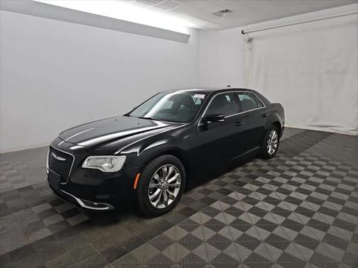 2015 Chrysler 300 Limited