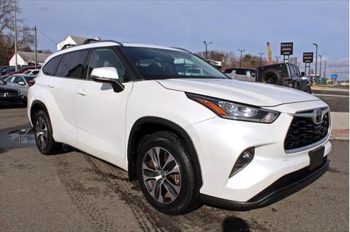 2020 Toyota Highlander XLE