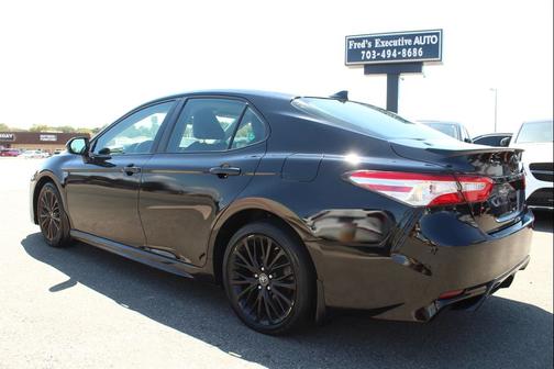 2019 Toyota Camry SE