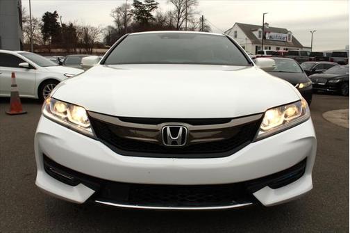 2017 Honda Accord EX-L w/Navigation & Honda Sensing