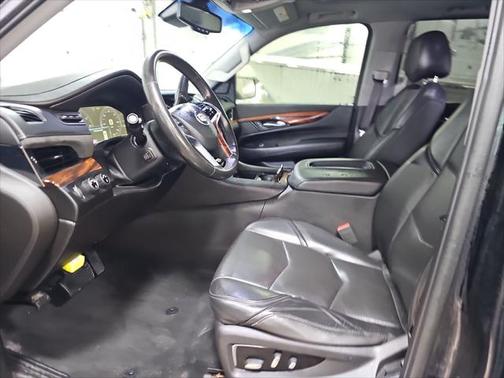 2015 Cadillac Escalade ESV Luxury