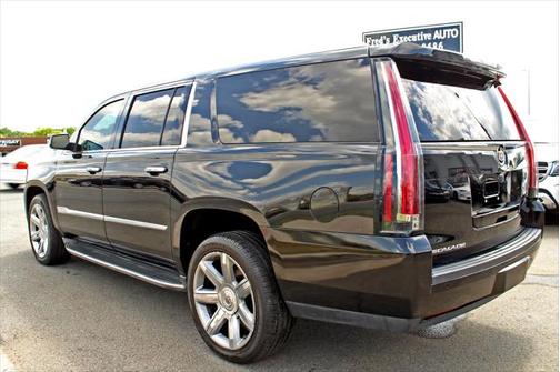 2015 Cadillac Escalade ESV Luxury