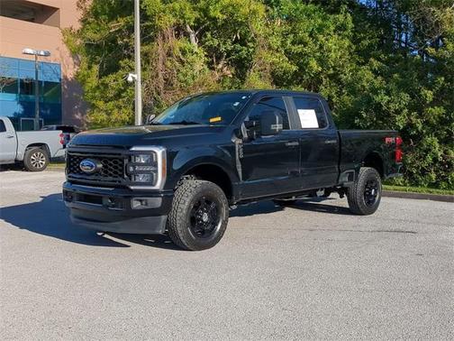 Agate Black Metallic 2024 Ford F-250 XL Truck