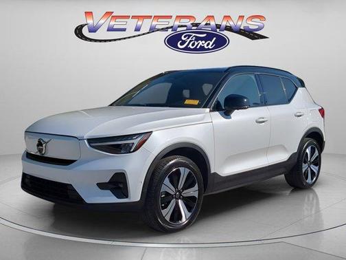 2023 Volvo XC40 Recharge Pure Electric Twin Plus