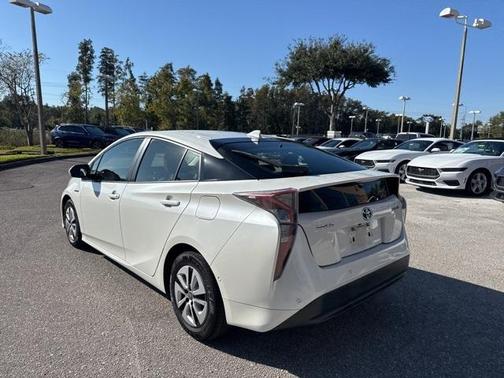 2017 Toyota Prius Four