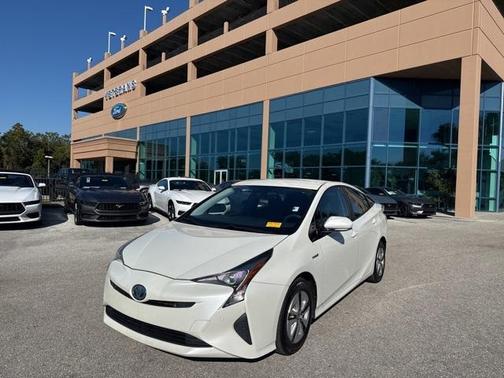 2017 Toyota Prius Four