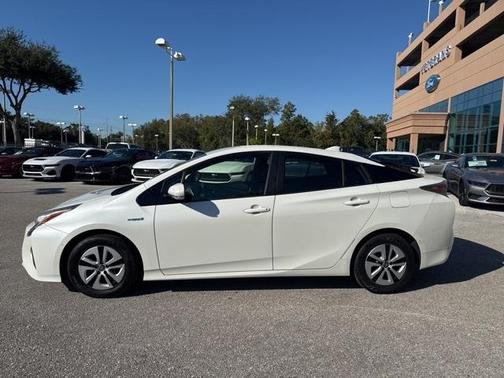 2017 Toyota Prius Four