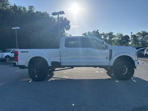 Star White 2024 Ford F-250 Lariat