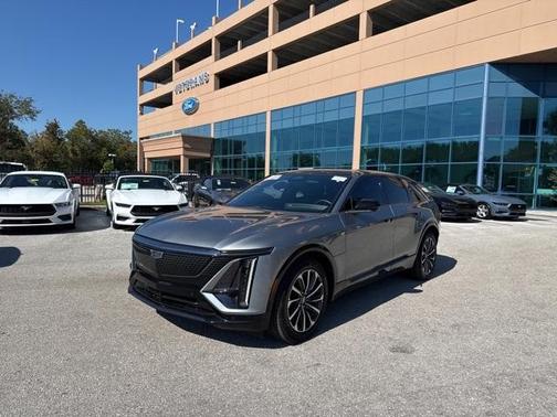 2024 Cadillac LYRIQ Sport