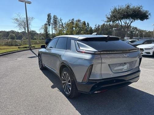 2024 Cadillac LYRIQ Sport