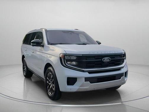 Space Silver 2025 Ford Expedition Platinum
