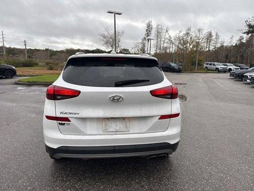 2021 Hyundai TUCSON SEL