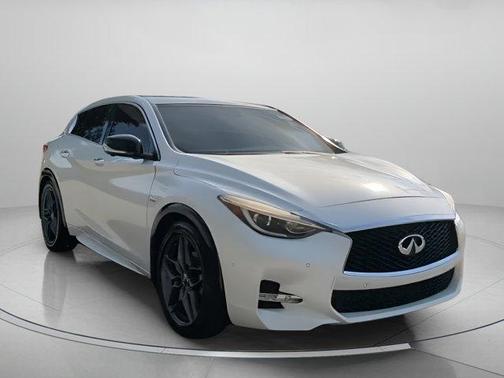 2018 INFINITI QX30 Sport