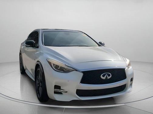 2018 INFINITI QX30 Sport