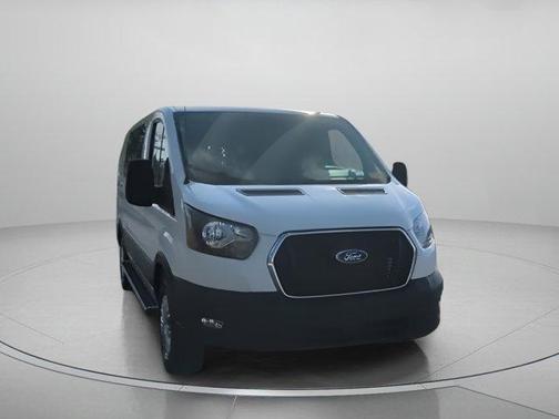2024 Ford Transit-250 