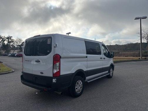 2024 Ford Transit-250 