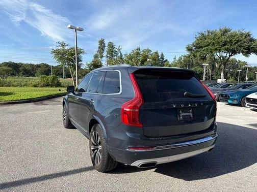 Denim Blue Metallic 2020 Volvo XC90 Hybrid T8 Inscription 7 Passenger