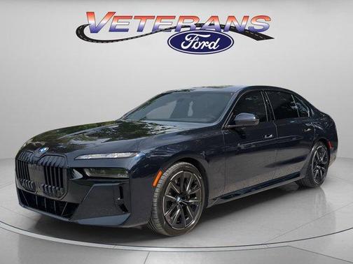 2023 BMW 760 760i xDrive