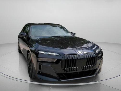2023 BMW 760 760i xDrive
