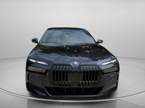 2023 BMW 760 760i xDrive