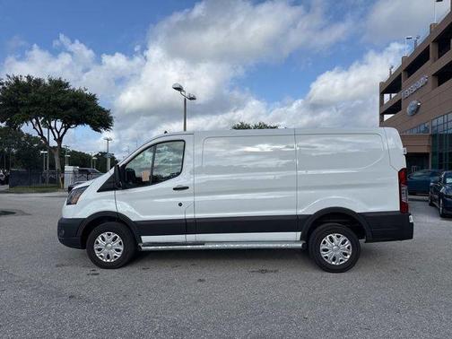 Oxford White 2025 Ford Transit-250