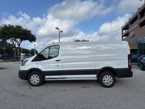 Oxford White 2025 Ford Transit-250