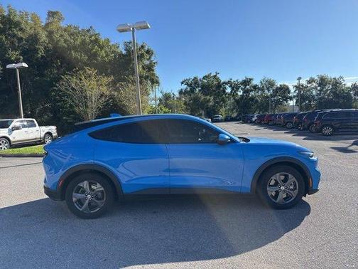 2022 Ford Mustang Mach-E Select