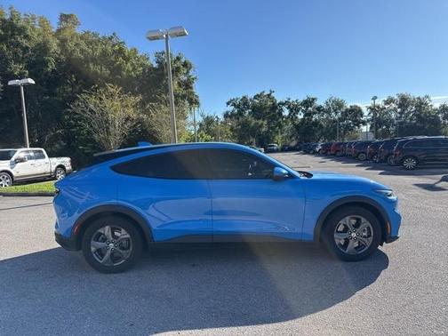 2022 Ford Mustang Mach-E Select