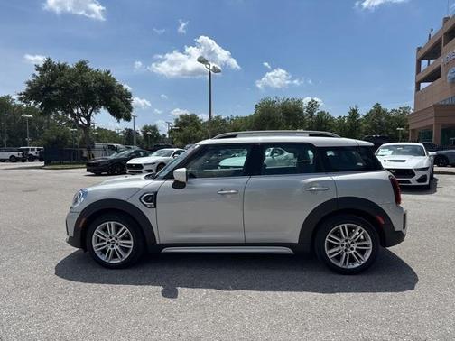 2023 MINI Countryman SIGNATURE