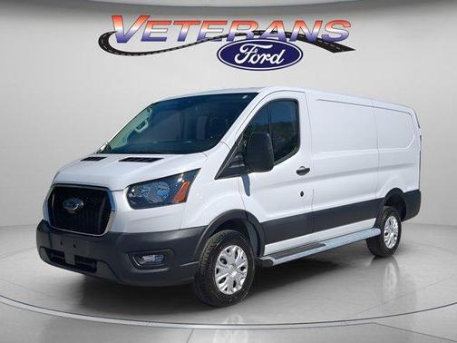 2024 Ford Transit-250 