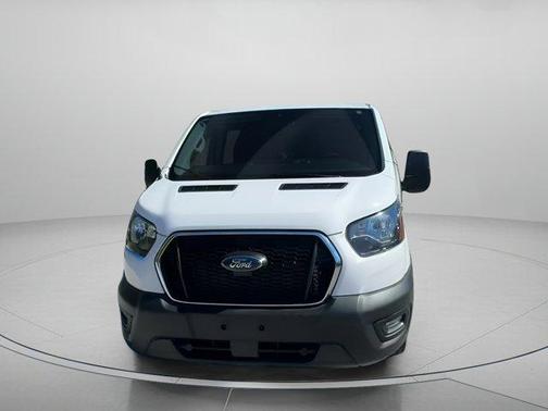 2024 Ford Transit-250 