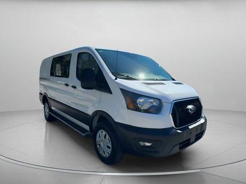 2024 Ford Transit-250 