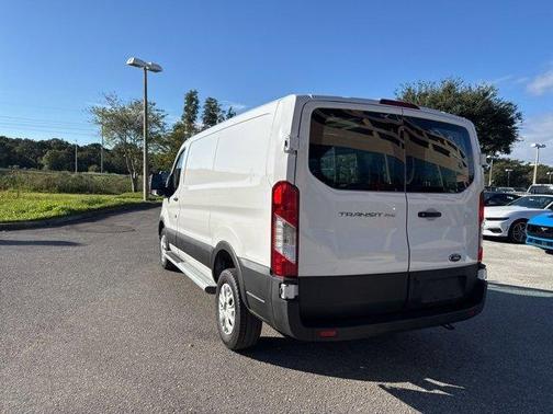 2024 Ford Transit-250