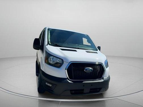 2024 Ford Transit-250 