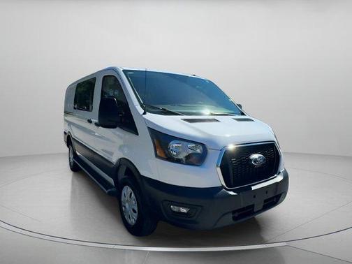 2024 Ford Transit-250 