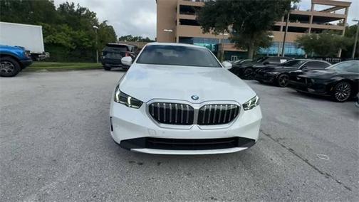 2025 BMW 530 i