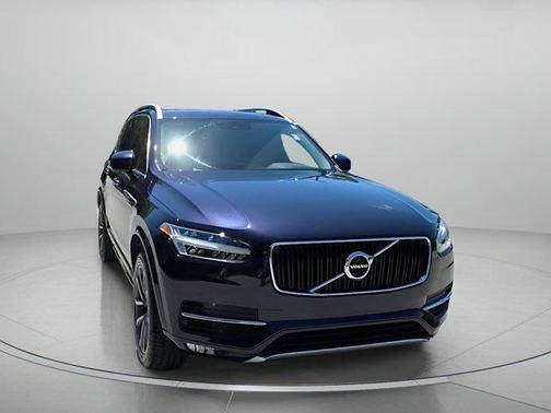 2019 Volvo XC90 T5 Momentum