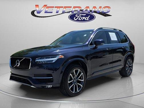 2019 Volvo XC90 T5 Momentum