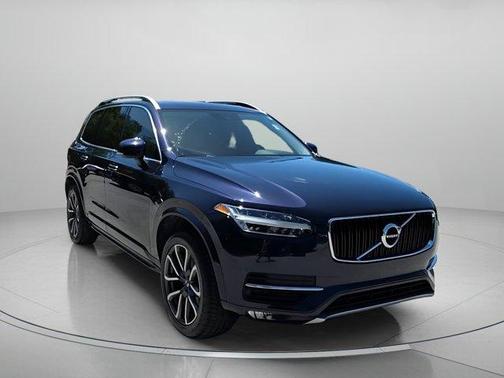 2019 Volvo XC90 T5 Momentum