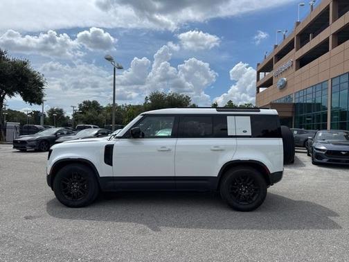 2024 Land Rover Defender P300