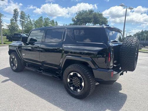 Black 2024 GMC HUMMER EV SUV 3X