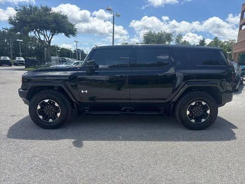 Black 2024 GMC HUMMER EV SUV 3X