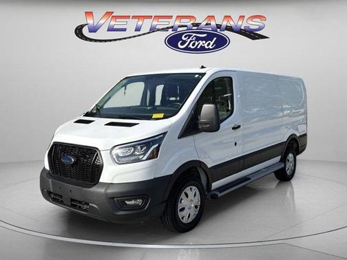 2023 Ford Transit-250