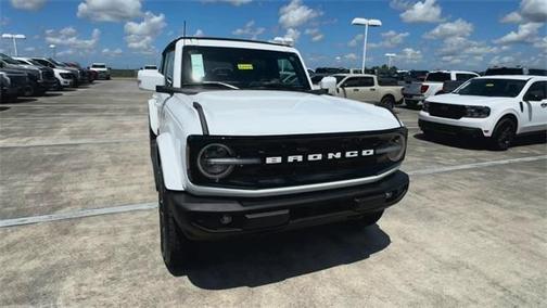 2025 Ford Bronco Outer Banks