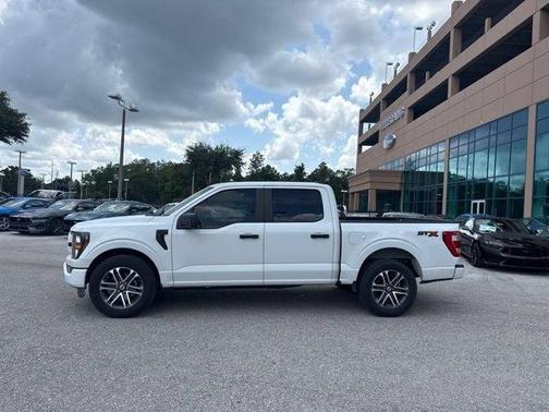 Oxford White 2023 Ford F-150 XL
