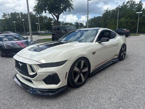 Wimbledon White 2025 Ford Mustang GT Premium