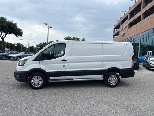 Oxford White 2024 Ford Transit-250