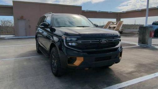 Agate Black Metallic 2026 Ford Expedition Tremor